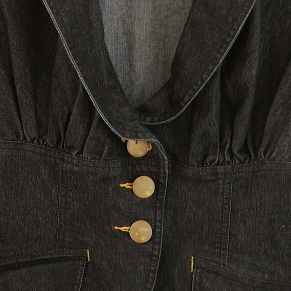 Bisou Bissou Fitted Jean Jacket - Picture 2 of 5